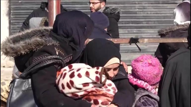 Halep’te tahliye kabusu: İnsani koridor var, geçiş yok
