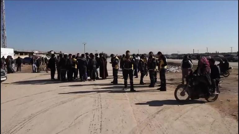 Halep’te tahliye kabusu: İnsani koridor var, geçiş yok