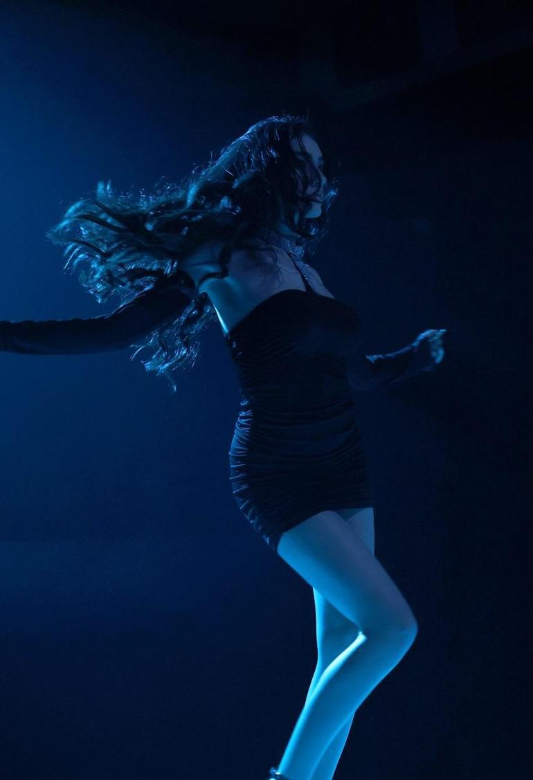 İNCİ TANELERİNDE DEV BULUŞMA Yılmaz Erdoğan yazdı, Ebru Gündeş söyledi