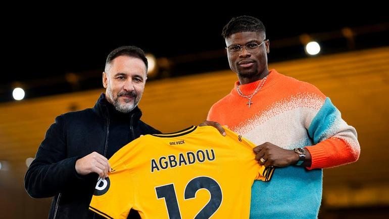 Beşiktaşta transfer zirvesi Yıldız ismin menajeri İstanbula geldi...