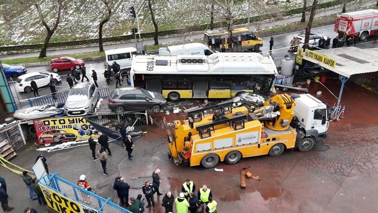 Esenler’deki İETT otobüsü kazası kamerada