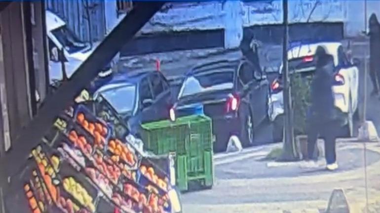  Tunçele mermi yağmuru