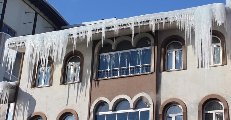 Ağrı’da termometreler eksi 23ü gördü