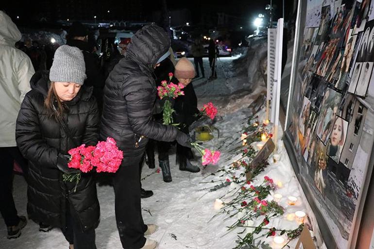 Kartalkayadaki Grand Kartal Otel yangınında hayatını kaybedenler anıldı