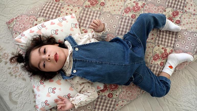 Minik bebek Deniz Esinin hemşire tarafından darbedilme anları ortaya çıktı