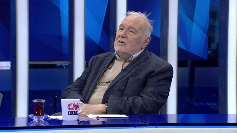  Bayrak indirilmez, bayrağa el sürende akıl yoktur