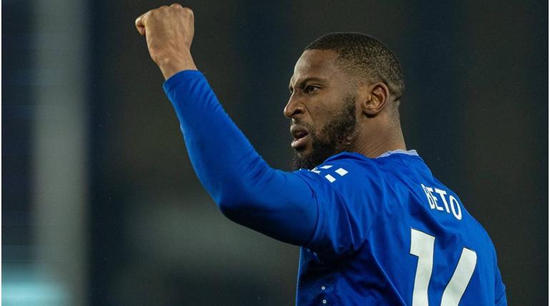 Fenerbahçe’de gözler golcü transferine çevrildi