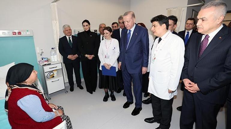 Cumhurbaşkanı Erdoğan, Aydın Şehir Hastanesindeki hastalara ziyaret