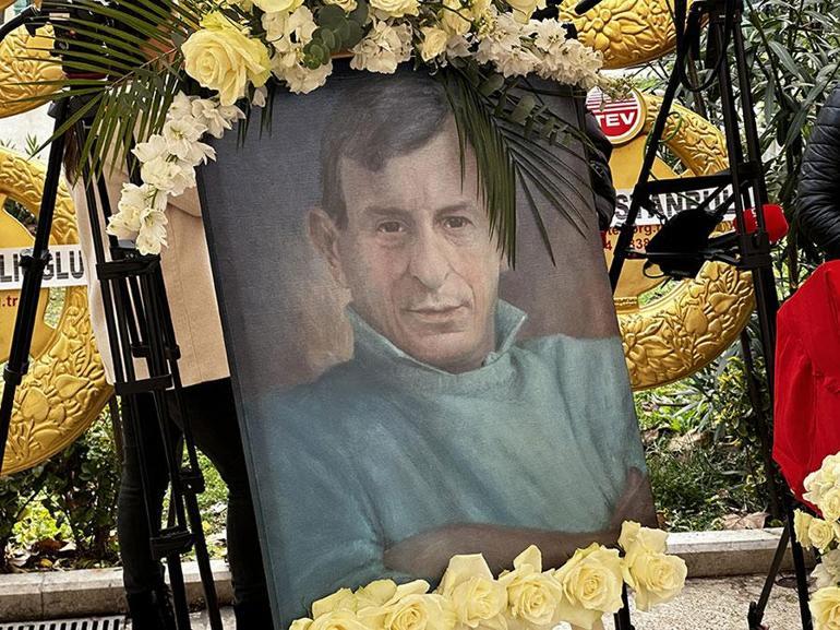  Gözyaşları içinde toprağa verildi