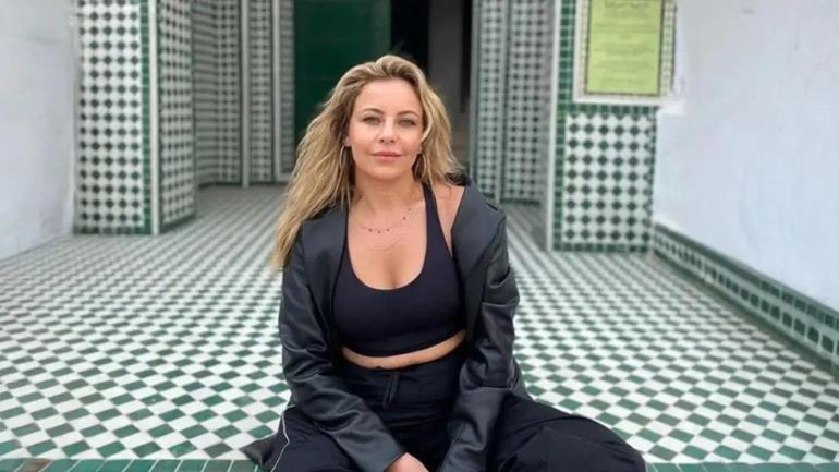 VİLDAN ATASEVER KAÇ YAŞINDA MEHMET ERDEM KAÇ YAŞINDA Mehmet Erdem ve Vildan Ataseverin Oğulları Dünyaya Geldi İşte Hayatları, Şarkıları, Oynadığı Diziler ve Filmler...