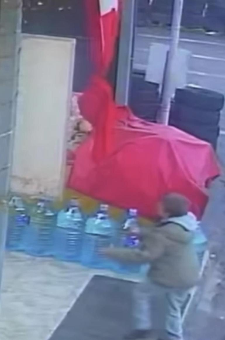  Bir öpücükle anlatılan vatan sevgisi