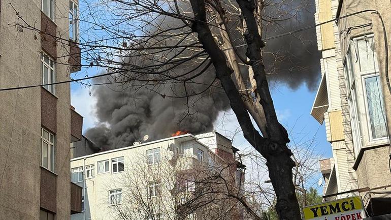 SON DAKİKA | İstanbulda korkutan yangın Dumanlar gökyüzünü kapladı