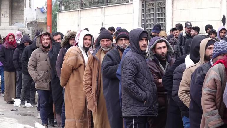 CNN TÜRK Rakkada: İşte terör silahlarının teslim merkezi