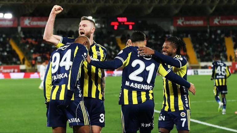 FSCB FENERBAHÇE CANLI İZLE: UEFA Avrupa Ligi FSCB Fenerbahçe Maçı Canlı & Şifresiz İzle İşte Maç Kadrosu ve Yayın Ekranı...