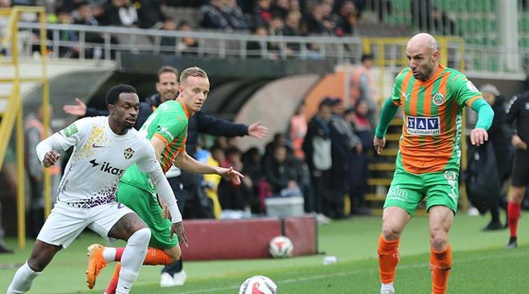Eyüpspor, Alanyaspor deplasmanında 3 puanı 3 golle aldı