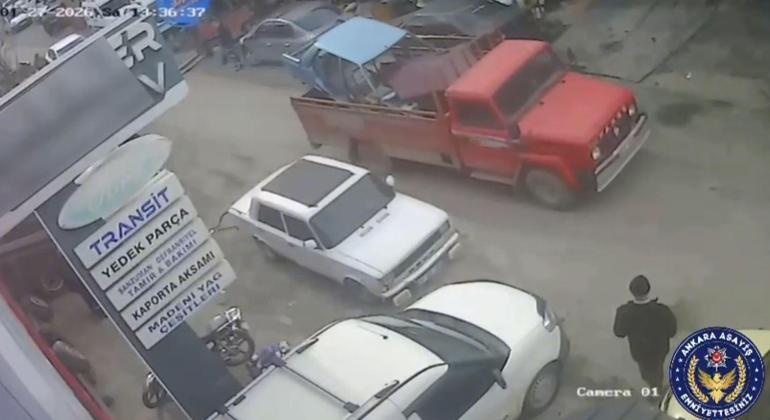 Ankara’da çaldıkları araçları parçalayıp satan 8 şüpheli yakalandı