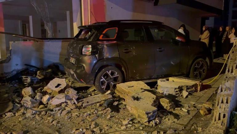 Kontrolden çıkan araç ortalığı savaş alanına çevirdi