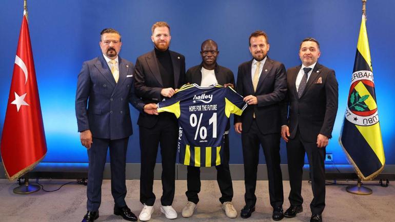 Kanté Fenerbahçe’de: Transfer dünyada yankı uyandırdı