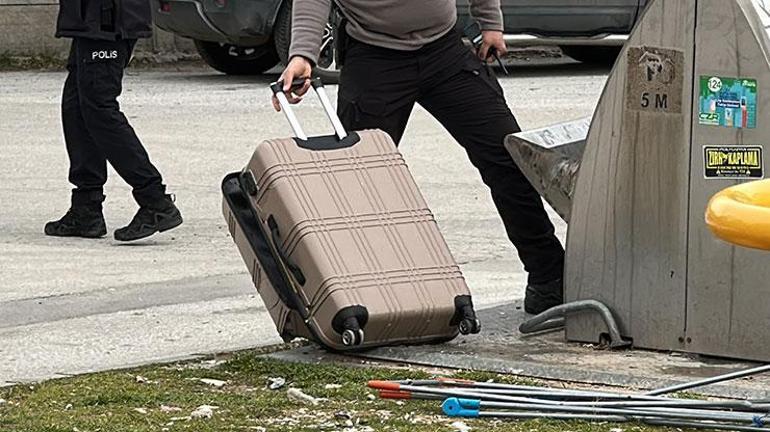 Parkta valiz paniği Bomba imha uzmanı müdahale etti