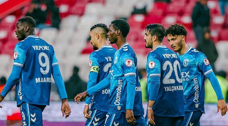 Samsunspor, UEFA kadrosunu güncelledi