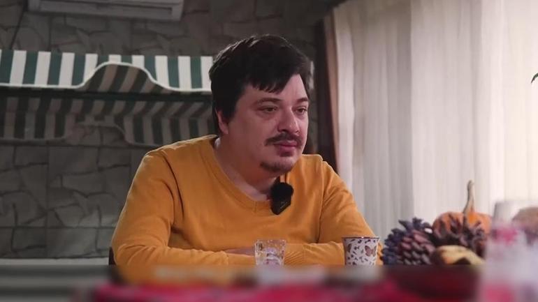 Bir çubukla hayata tutundu