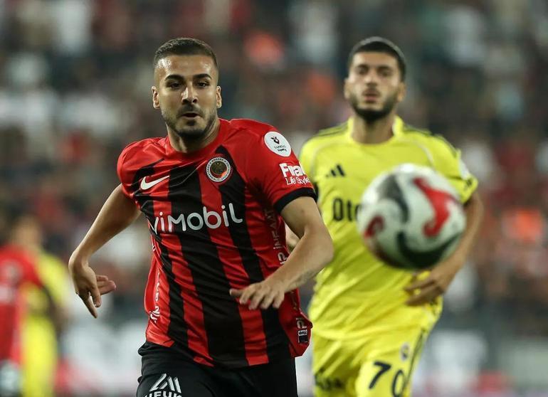 FENERBAH&Ccedil;E GEN&Ccedil;LERBİRLİĞİ MA&Ccedil; KADROSU: Fenerbah&ccedil;e Gen&ccedil;lerbirliği ma&ccedil;ı hangi kanalda, saat ka&ccedil;ta? N'Golo Kante Oynayacak Mı? İşte İlk 11'ler... - Resim : 1