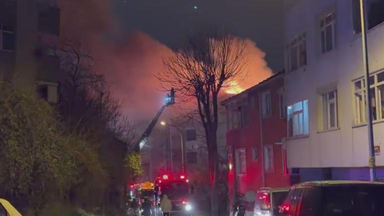  7 katlı bina alev alev yandı