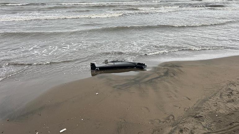ORDUDA KIYIYA İHA PARÇASI VURDU İnsansız hava aracı parçası incelemeye alındı
