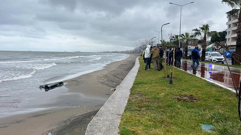ORDUDA KIYIYA İHA PARÇASI VURDU İnsansız hava aracı parçası incelemeye alındı
