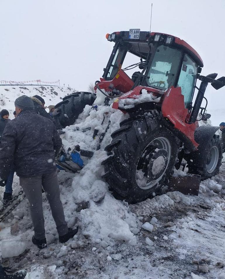  Çıldırın altından traktör çıktı
