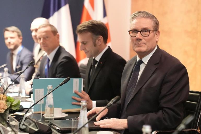 ARKTİK SATRANCI I İngiltereden Rusyaya mesaj: Kraliyet Donanması yola çıkacak Starmer: Gerekirse savaşmaya hazır olmalıyız