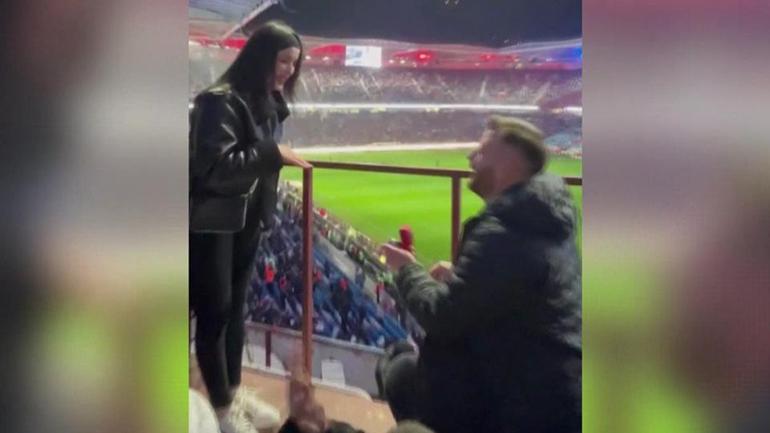 Derbide evlilik teklifi