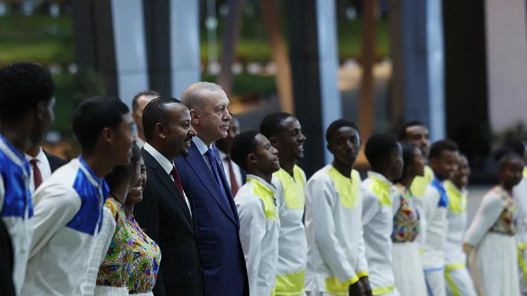 SON DAKİKA | Cumhurbaşkanı Erdoğan, Etiyopya dönüşü gazetecilerin sorularını yanıtladı