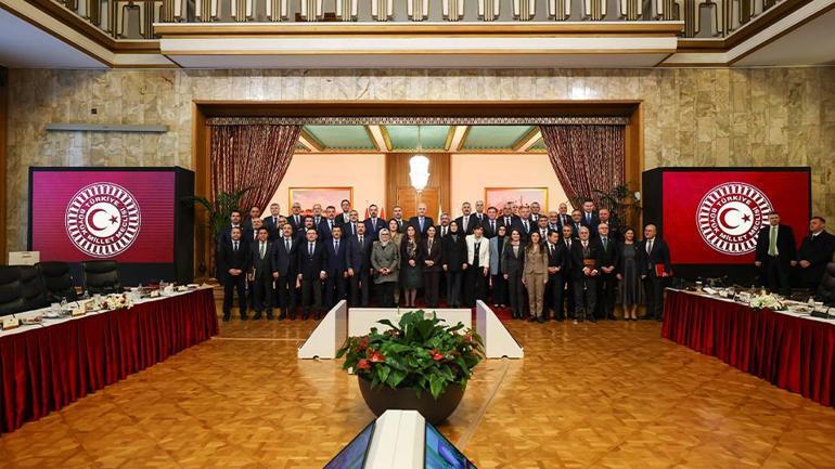 Terörsüz Türkiye raporu Meclisten geçti: Türk-Kürt kardeş ve kaderdaştır