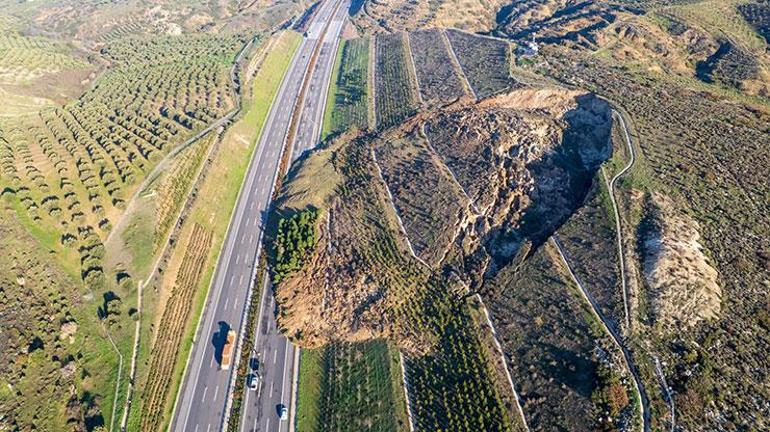 İzmir - İstanbul otoyolunda heyelan
