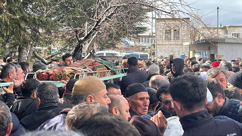  Kardeşi, yengesi ve yeğeninin cenaze namazını kıldırdı Fenalık geçirdi