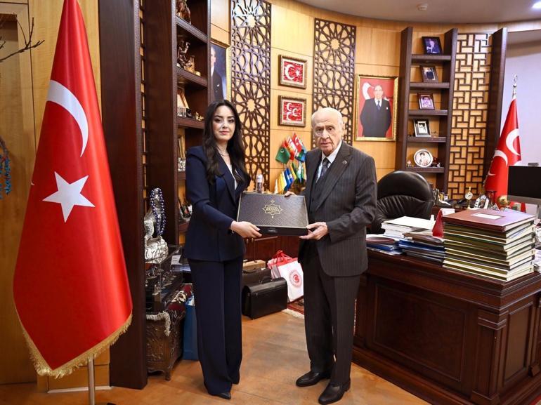Devlet Bahçelinin eserleri kitap oldu