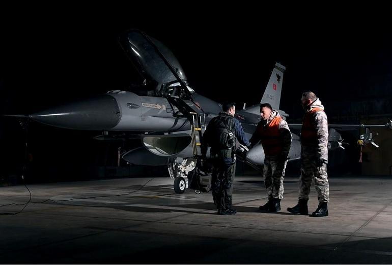 Balıkesirde şehit olan Hava Pilot Binbaşı İbrahim Bolattan geriye bu görüntüler kaldı