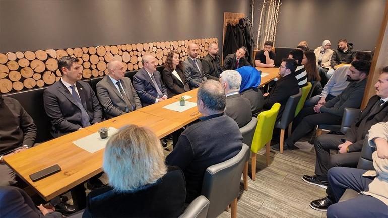 Almanyada gönül sofrası Komisyon Başkanı Varank, Almanya’da Türklerle buluştu