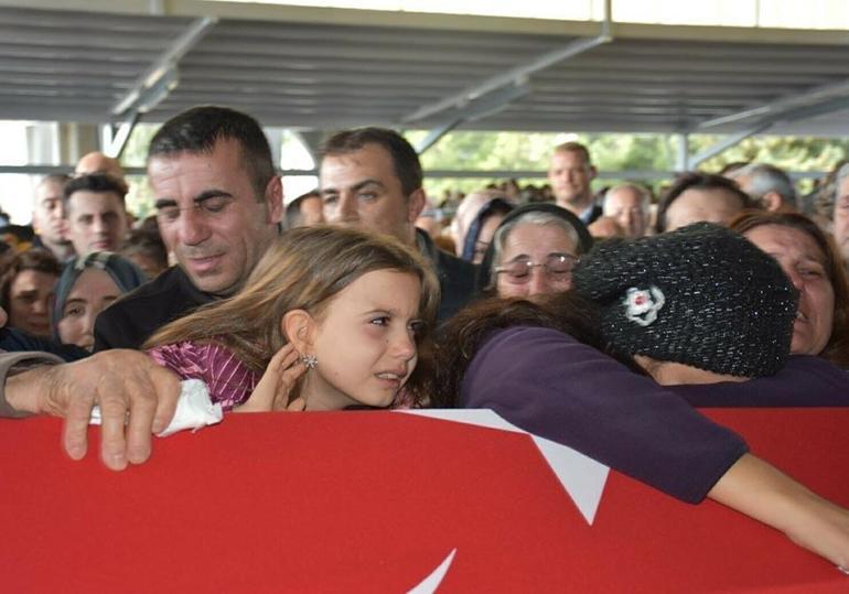 SON DAKİKA... Balıkesirde F-16 uçağı düştü Şehit Hava Pilot Binbaşı İbrahim Bolata son görev...