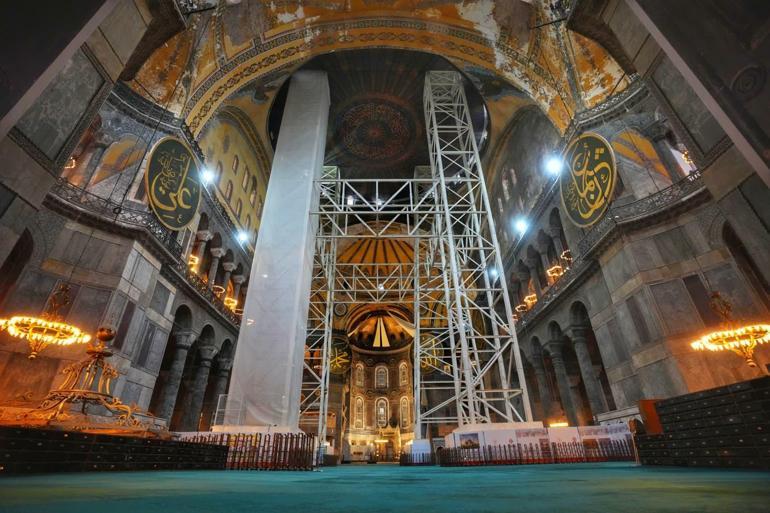 Ayasofya’da Cumhuriyet Tarihinin En Kapsamlı Restorasyonu