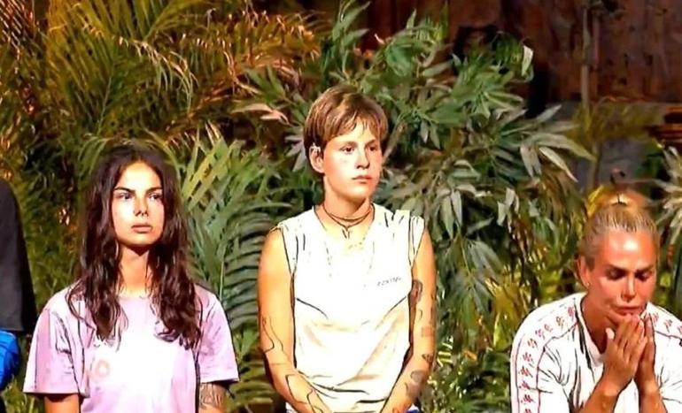 SURVIVORDA KÜFÜR KRİZİ 28 Şubat 2026 Survivorda kim küfretti Survivordan diskalifiye oldu mu, hangi yarışmacı Acun Ilıcalı açıkladı