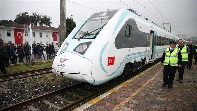  Milli Elektrikli Hızlı Tren raylara iniyor