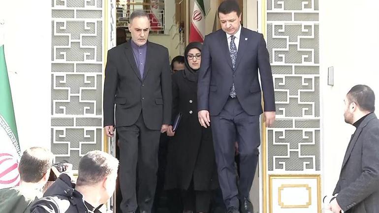 İran Büyükelçiliği’nde bayraklar yarıya indi, taziye defteri açıldı