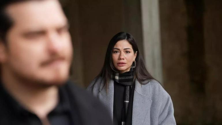 EŞREF RÜYA 35. BÖLÜM İZLE FULL HD TEK PARÇA | Kanal D Çağatay Ulusoy ve Demet Özdemir’li Eşref Rüya 35. bölüm izleme ekranı