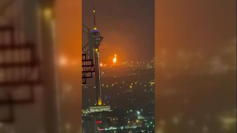 SON DAKİKA... İranda 3 petrol tesisi vuruldu: Saldırı anbean CNN TÜRKte