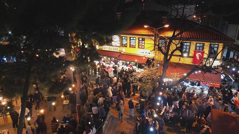 Bursada sahur kuyruğu: Yüzlerce kişi tarihi Abdal Meydanında buluştu