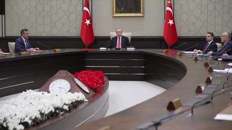 Kabine savaş gündemiyle toplanıyor