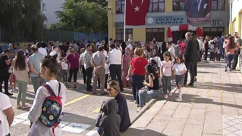 Okullarda ara tatil kaldırılacak mı