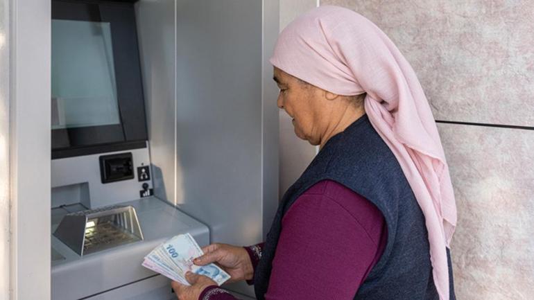 Takvim netleşti: Emekli ikramiyeleri bu tarihlerde yatacak